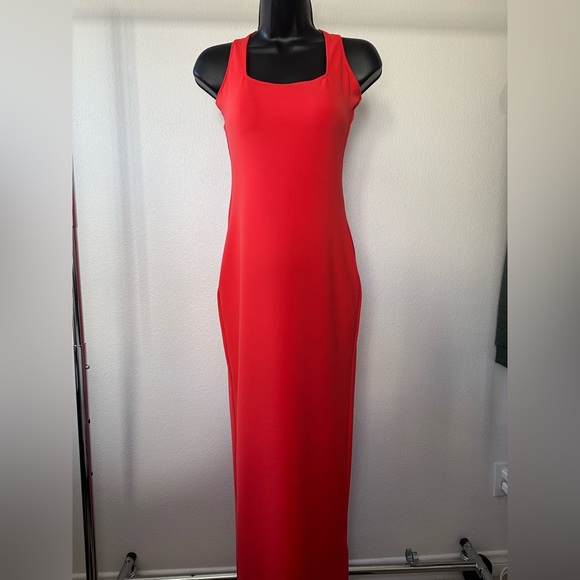 Good American Modern Tank Maxi Dress - Picture 2 of 13